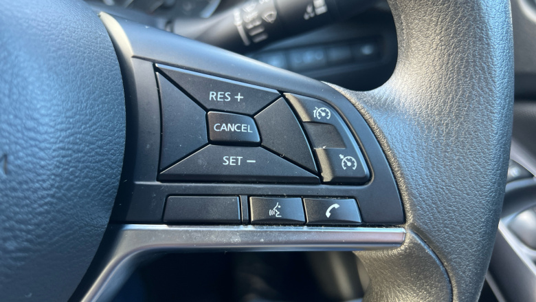 Nissan Juke 1.0 DiG-T 114 Acenta 5dr Petrol Hatchback